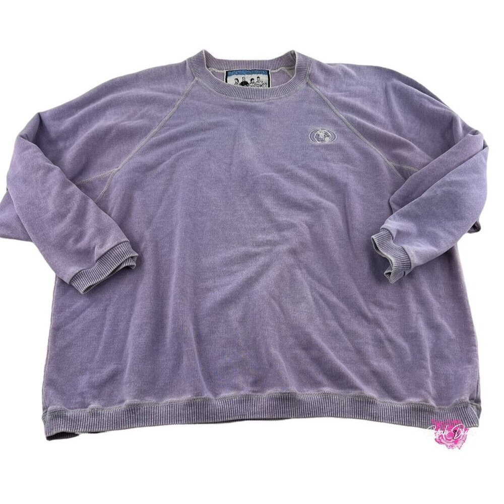 Vintage Sweatshirt Local Heroes Men's Women's size medium Purple Pullover Crew